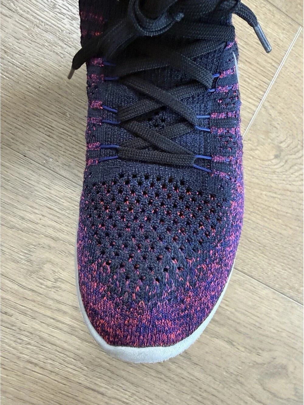 Nike Lunarepic Low Flyknit 2 Women's 7.5 Running Shoes Pink Purple 863779-015
